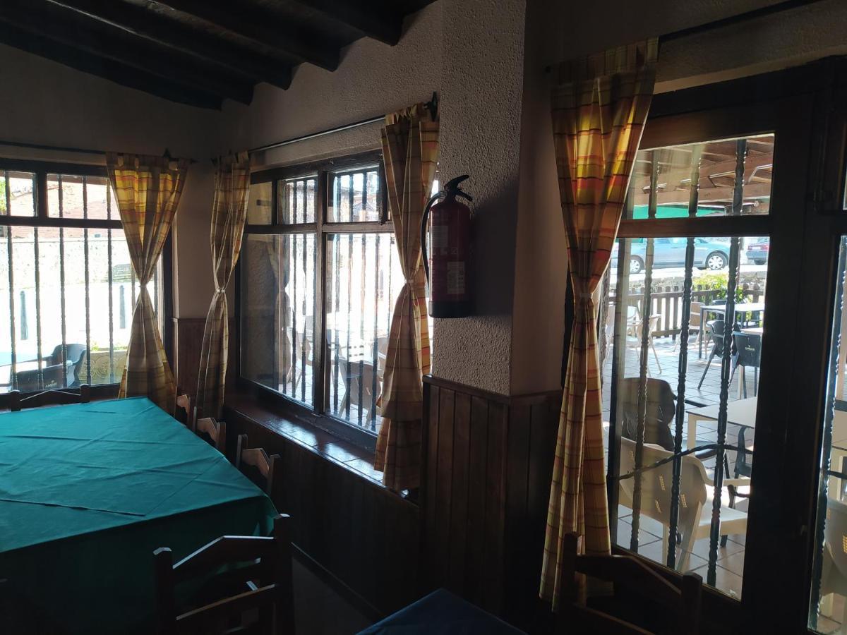 Hostal Urbión Vinuesa Exterior foto